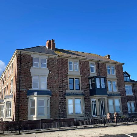 The Beach Front Apartment, Amazing Frontline Sea Views Tynemouth Eksteriør billede