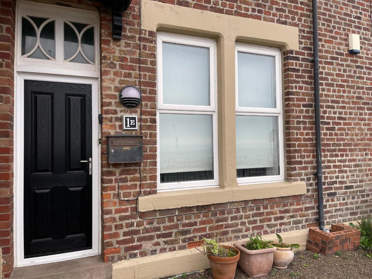 The Beach Front Apartment, Amazing Frontline Sea Views Tynemouth Eksteriør billede